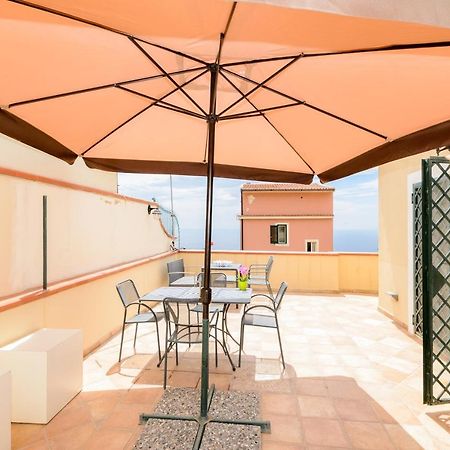 Sunset Holiday Home Taormina Bagian luar foto