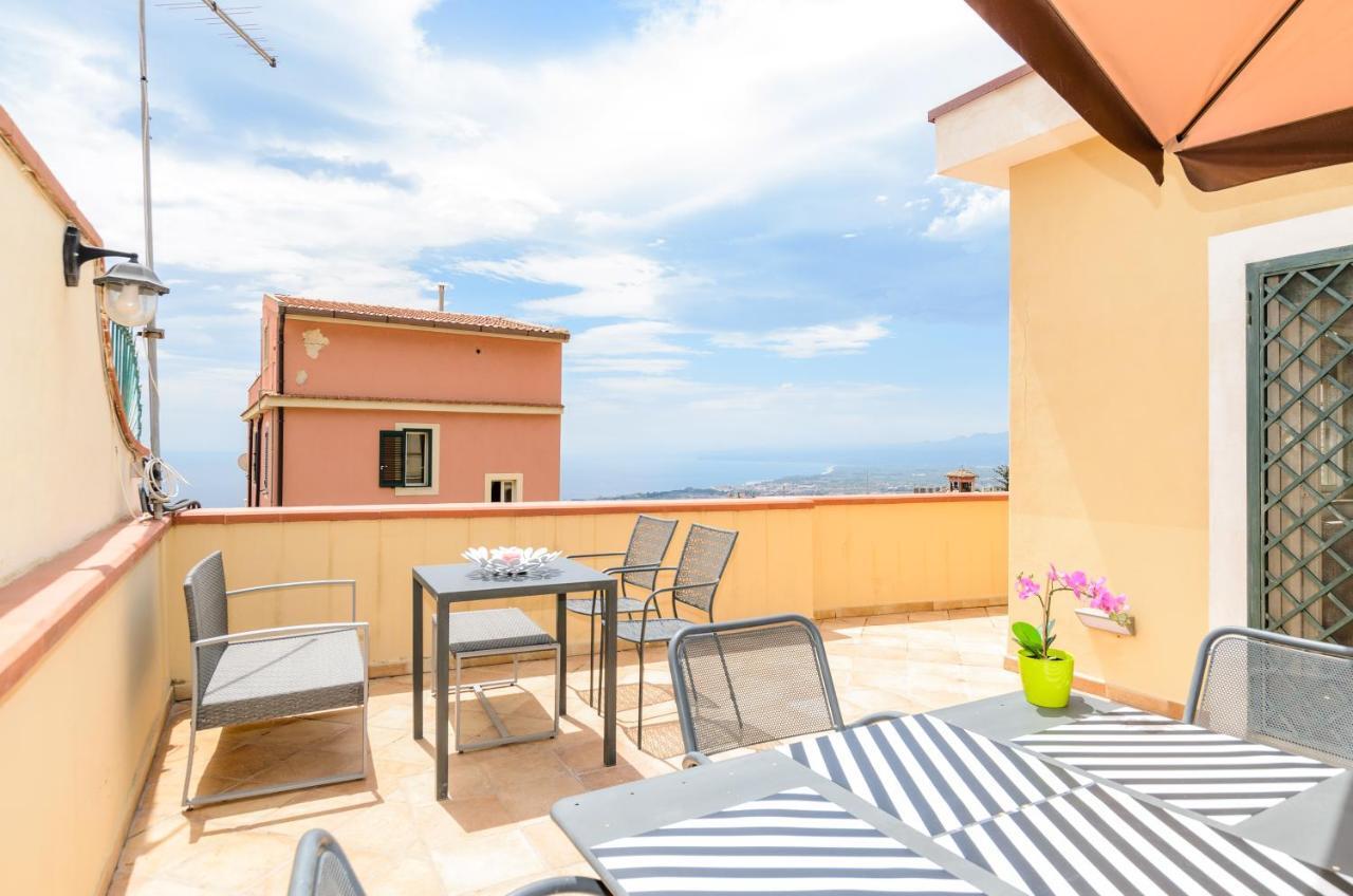 Sunset Holiday Home Taormina Bagian luar foto