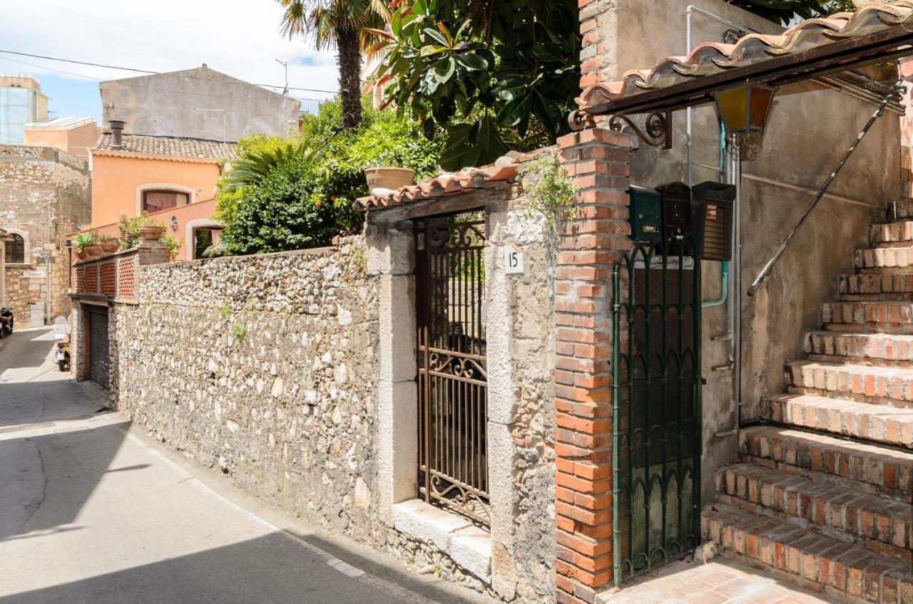 Sunset Holiday Home Taormina Bagian luar foto
